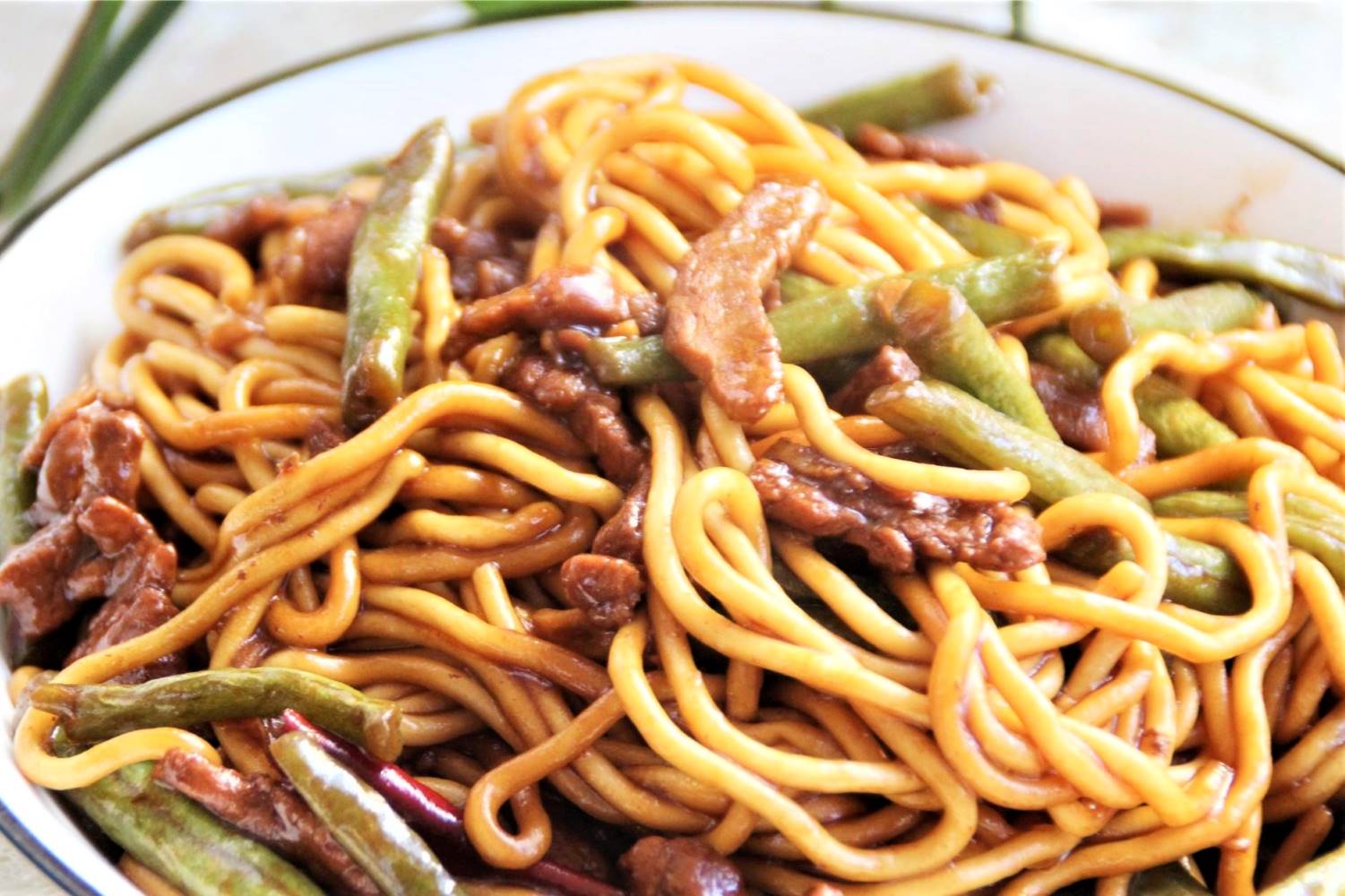 Fried Noodles with Green Beans and Pork Recipe
