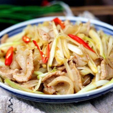 Stir-Fried Pork with Chinese Onion Recipe - Easyfoodcook