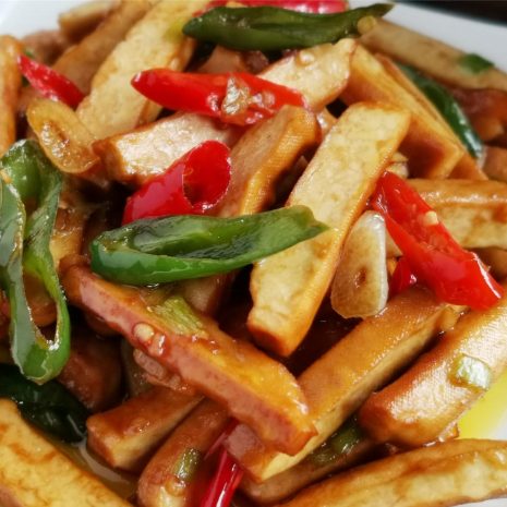 Stir-Fried Smoked Bean Curd and Hot Pepper - Easyfoodcook