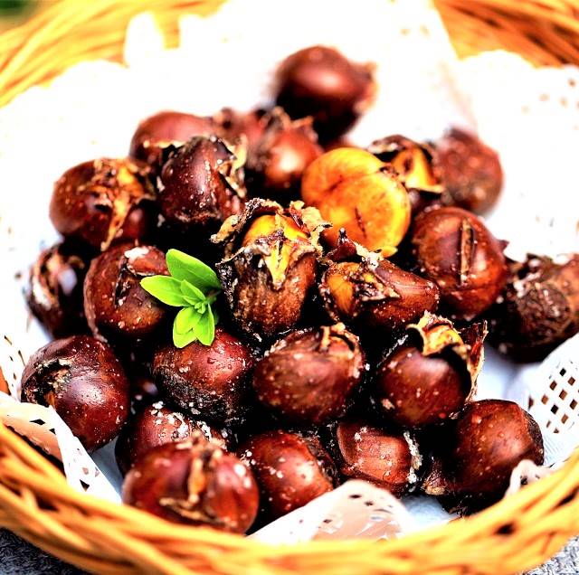 Sweet roasted chestnuts recipe sugar chestnuts 2020