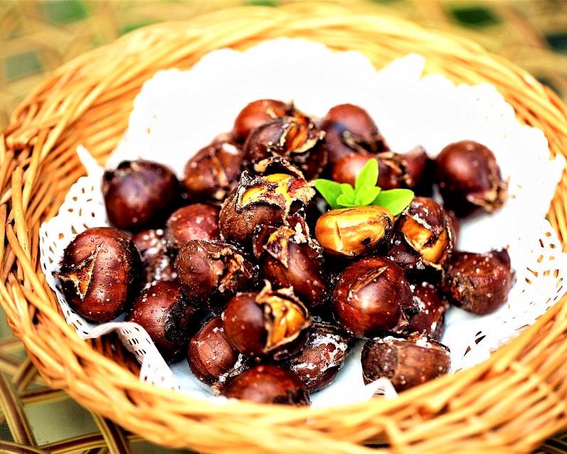 Sweet roasted chestnuts recipe sugar chestnuts 2021
