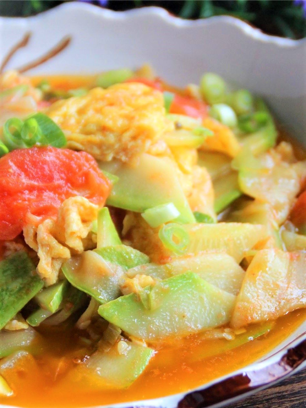 Scrambled eggs with Zucchini and tomatoes recipe china home-cooked dish 2020