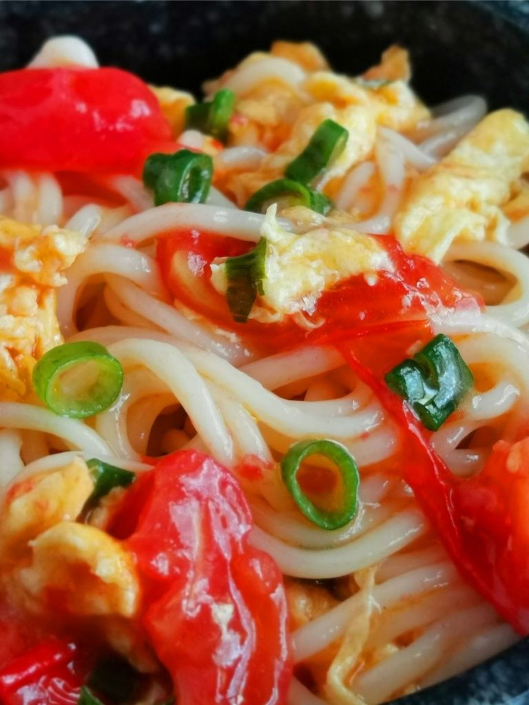 China food Tomato and Egg Noodles - Easyfoodcook