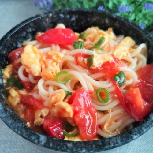 China food Tomato and egg noodles
