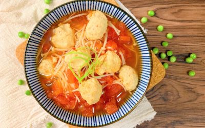Oil free low calorie tomato and chicken meatball soup