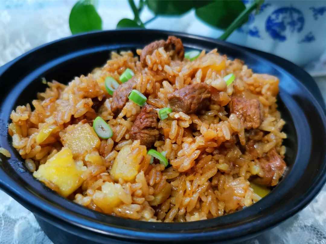 Stewed Rice with Lamb and Potatoes braised rice Chinese 