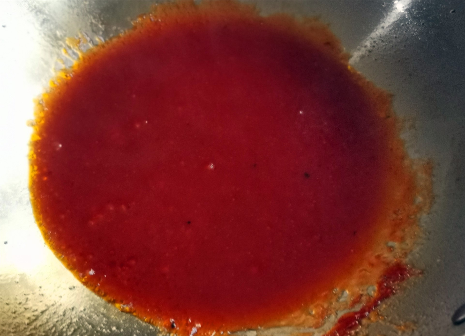 put the tomato sauce and sugar, rice vinegar