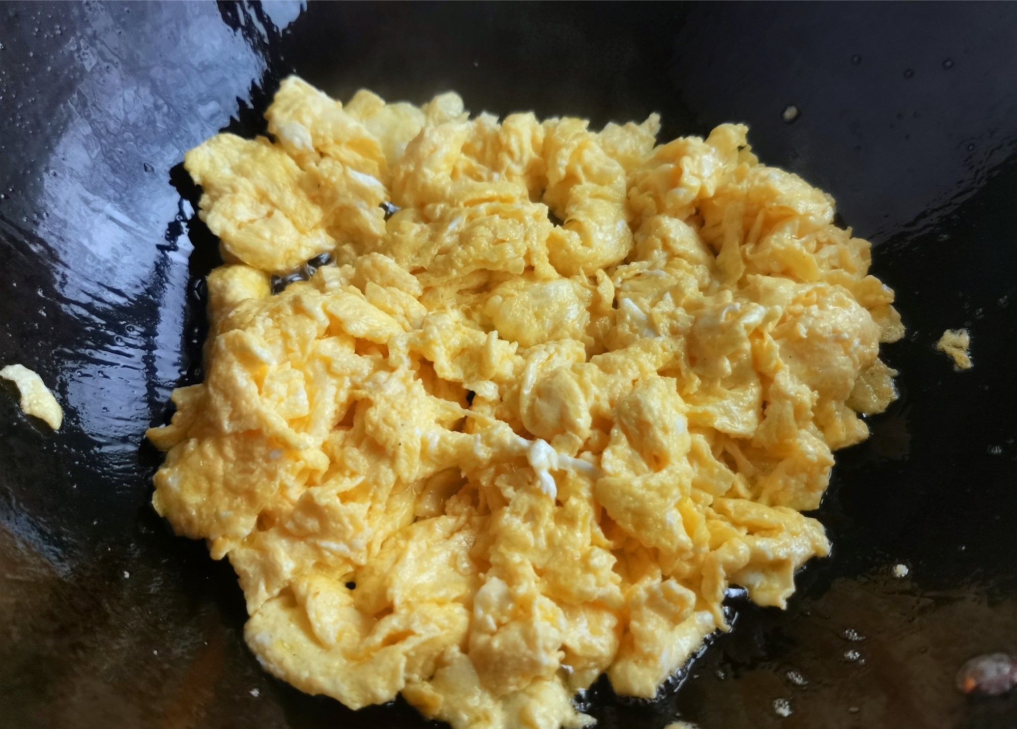 chinese scrambled eggs with fish sauce003